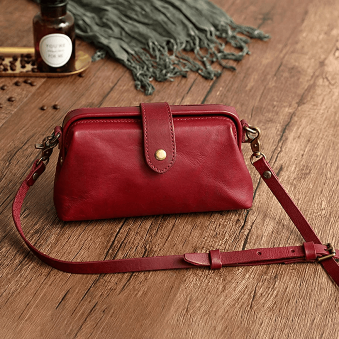 Retro Handmade Bag, Women Retro Leather Handbag